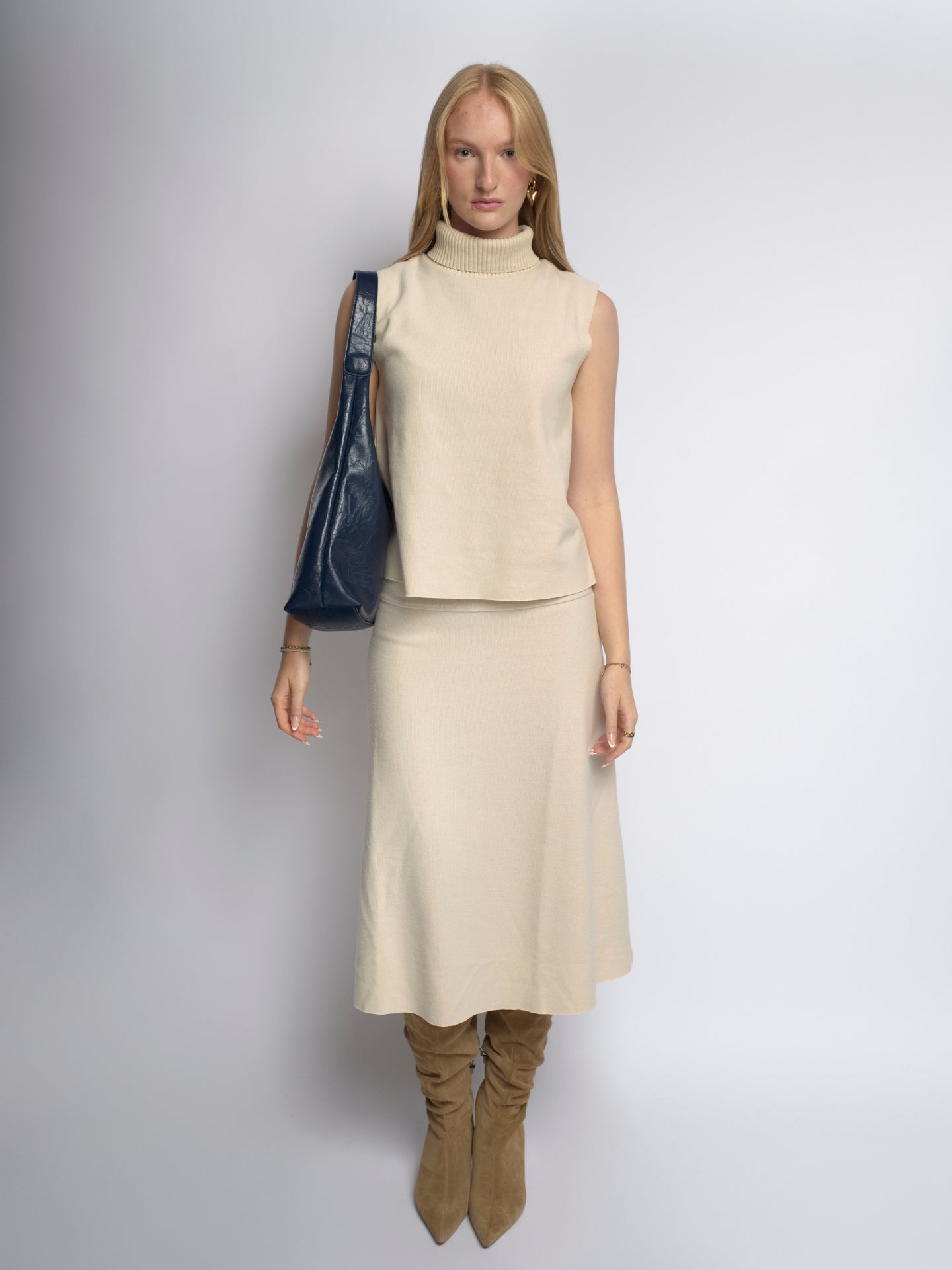 Distressed Leather Scarlett Tote – By Valora Designs
