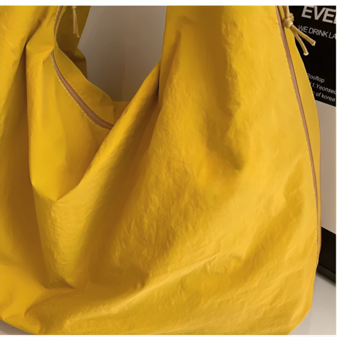 Luna Lounge Bag