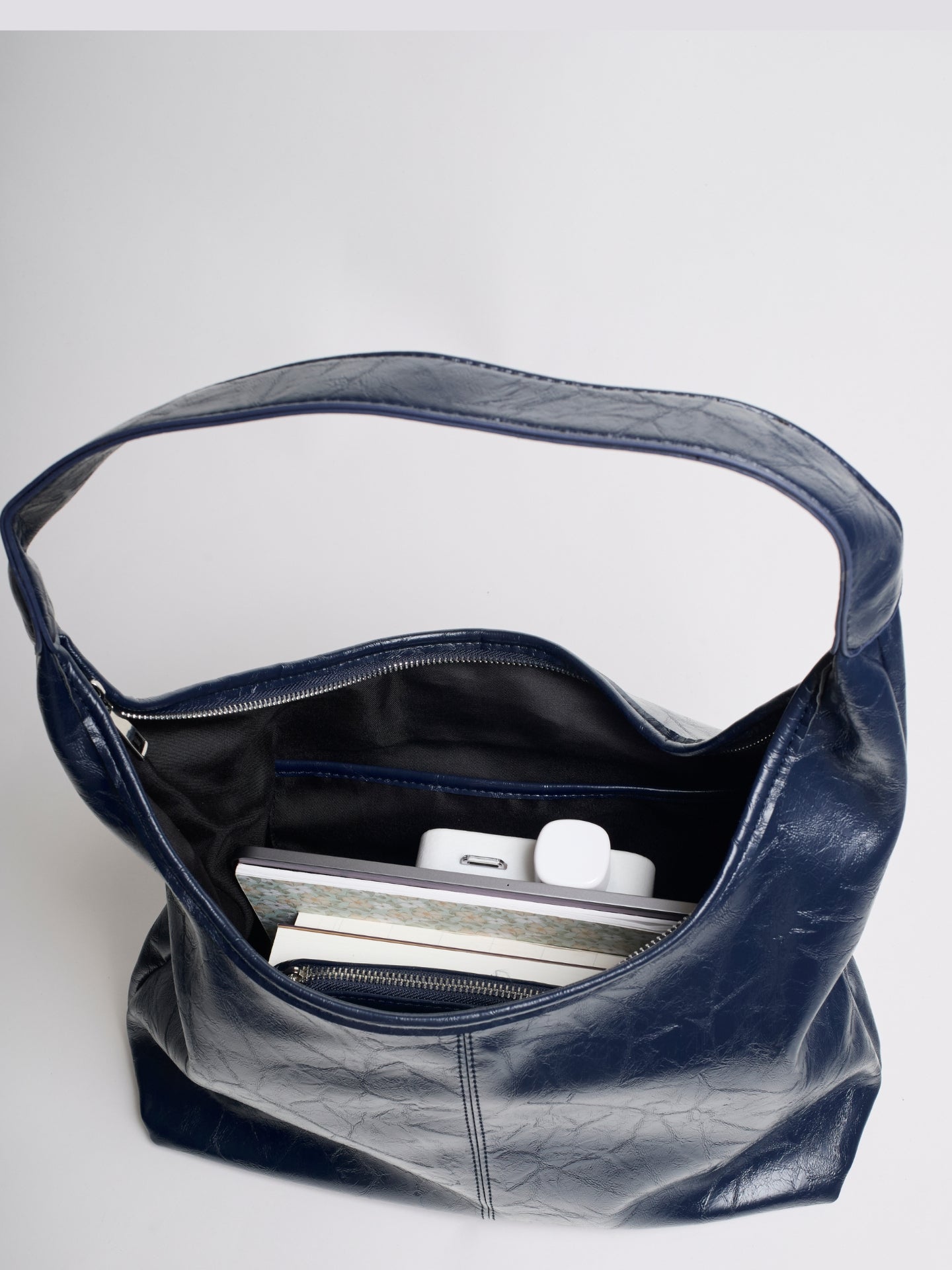 Distressed Leather  Scarlett Tote – By Valora Designs