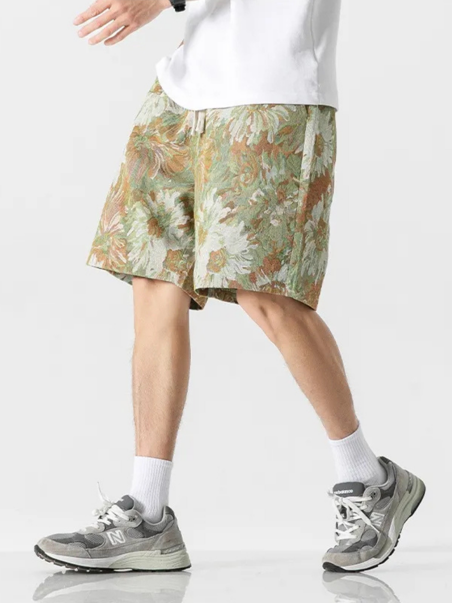 Valora Tapestry Floral Shorts