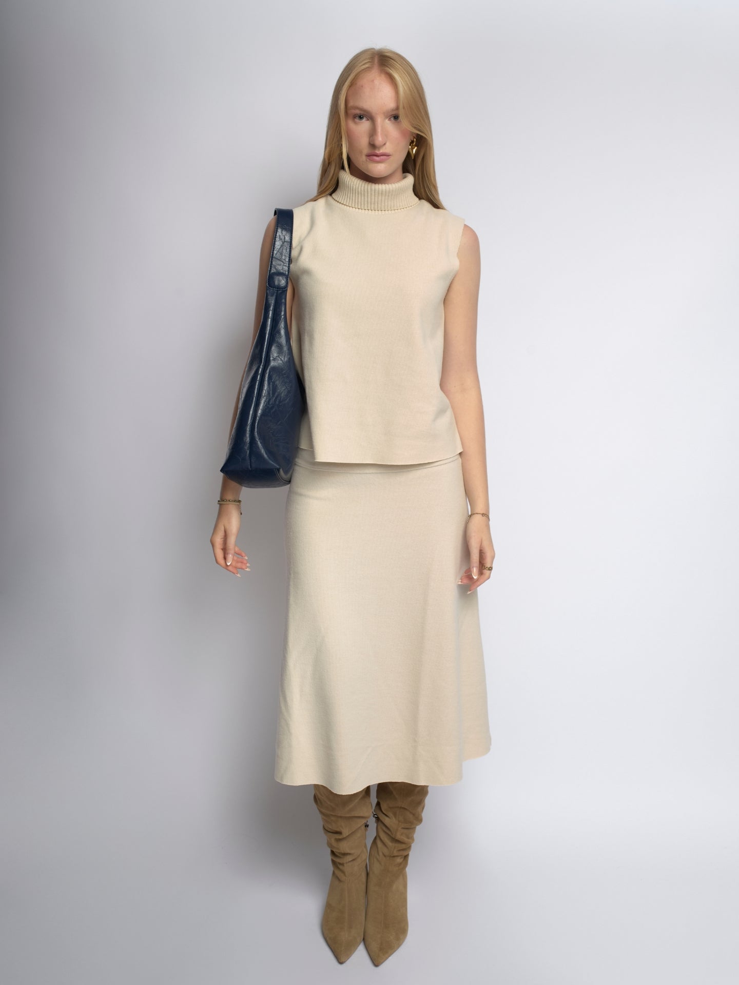 Distressed Leather  Scarlett Tote – By Valora Designs