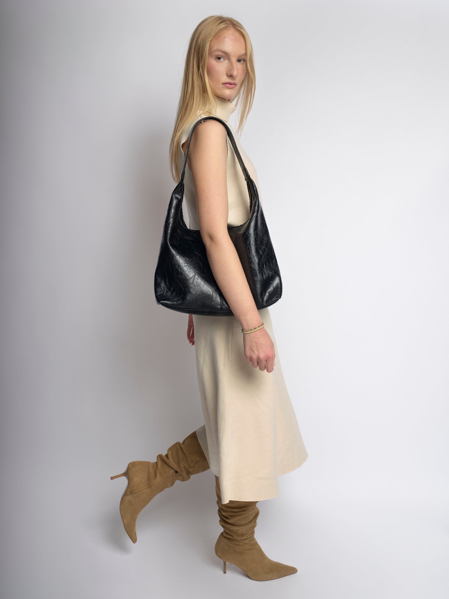 Distressed Leather  Scarlett Tote – By Valora Designs
