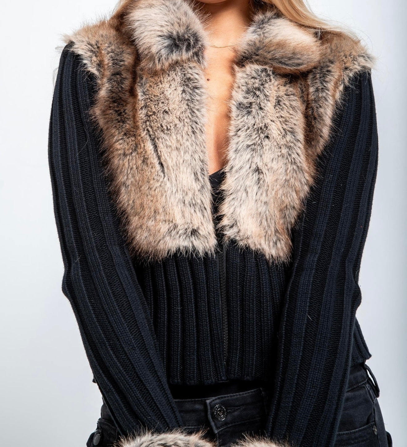 LAMOUR EXCLUSIVE FUR KNIT - BLACK