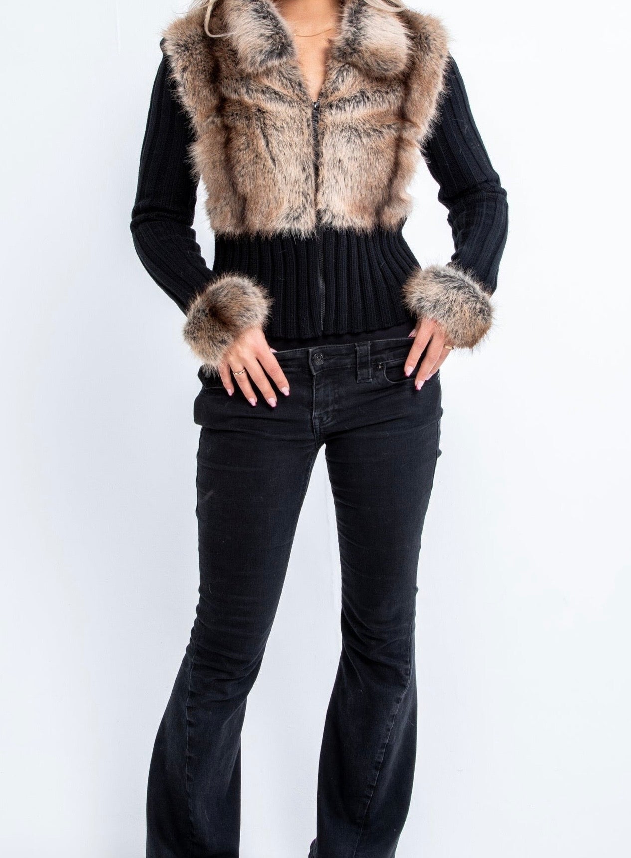 LAMOUR EXCLUSIVE FUR KNIT - BLACK